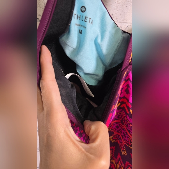 Athleta Women’s Printed Racerback Bikini Tankini Top Size Medium - Picture 8 of 10